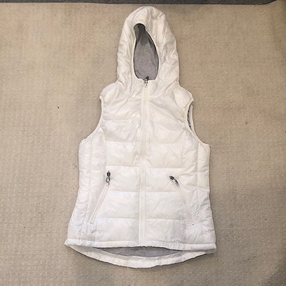 LIKE NEW VEST